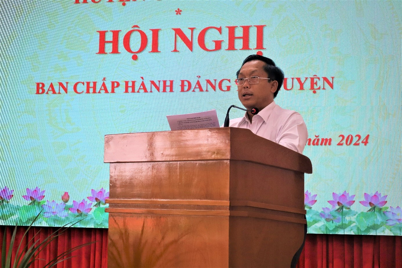 hoai nam 4